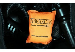 How to Keep Your American Football Kit Fresh? A Look at the Advantages of No Stink Deodoriser Pouches.